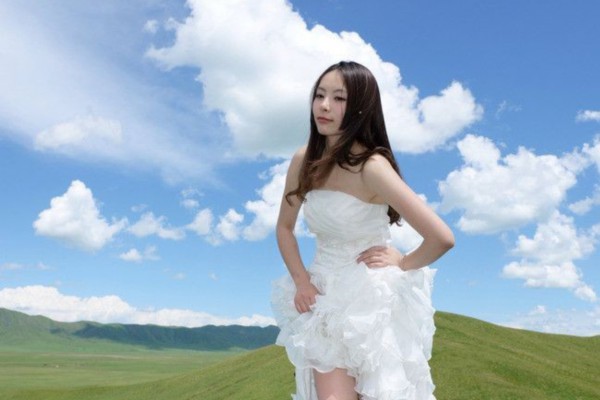 She doesn't talk about her appearance, figure and temperament in vain. She can't compare with a girlfriend. What Jiao Yi wants to give her doesn't even have special treatment for being gentle.